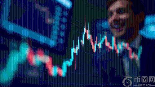 Coinbase 推出比特币奖励信用卡：加密货币主流化的关键一步