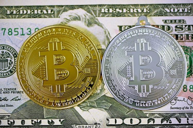 随着 BTC/稳定币比率暴跌，比特币的下一个牛市阶段可能即将到来